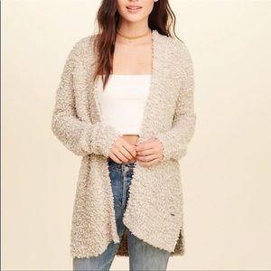 HOLLISTER Large cardigan fluffy cozy sweater tan